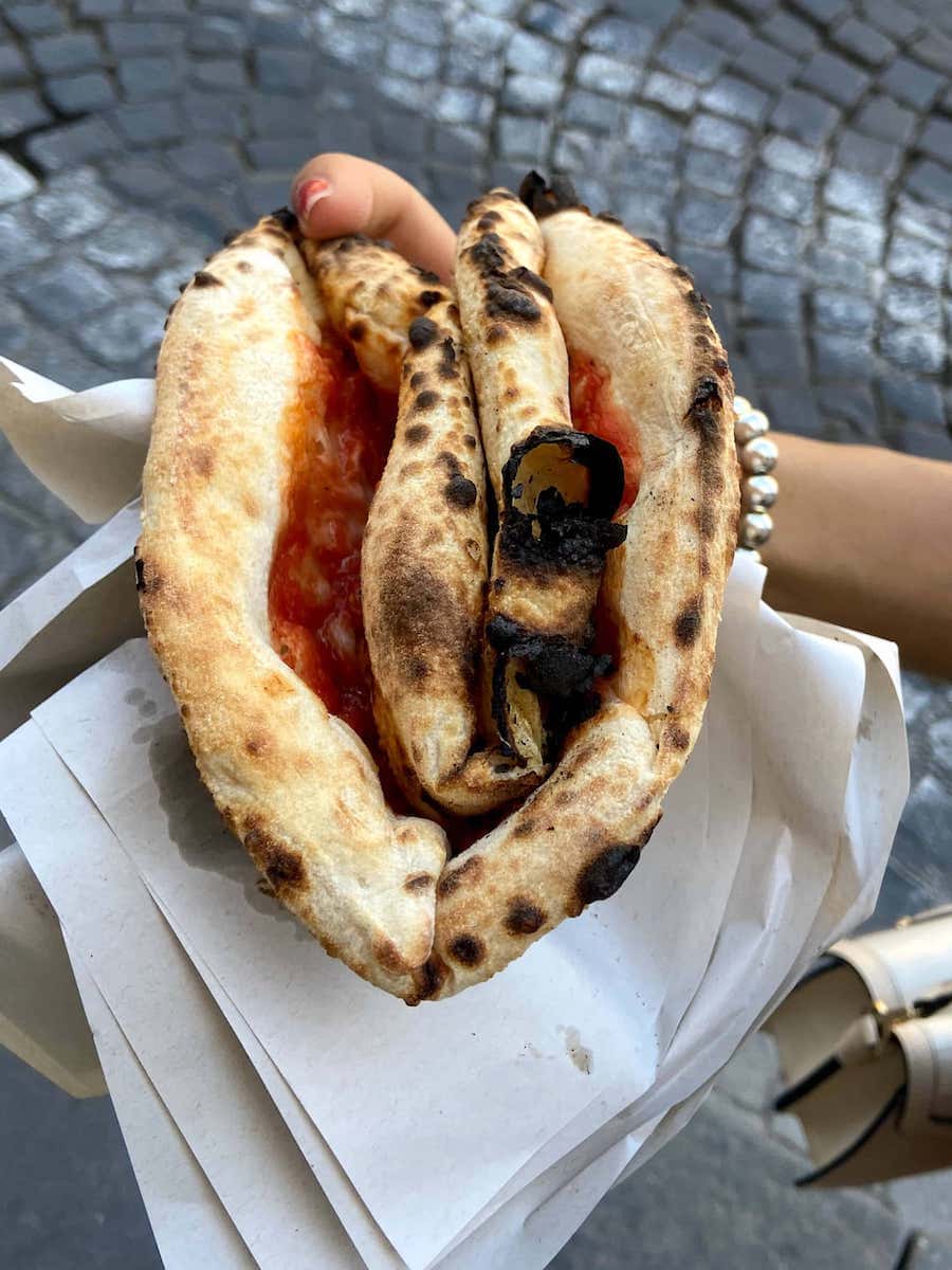 pizza-street-food-Napoli